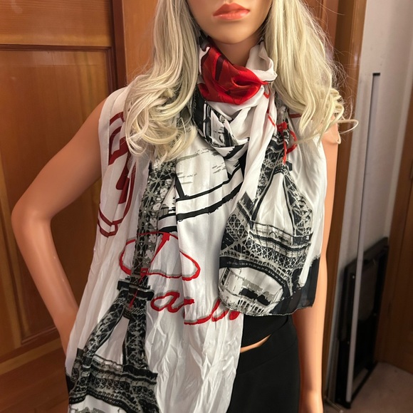 HERMES Vintage Parisian Silk Scarf - Picture 4 of 12